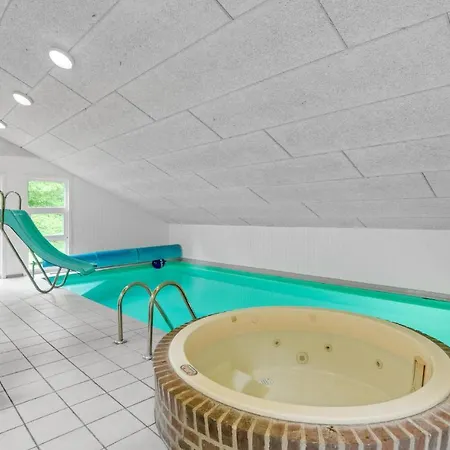 Prachtig Huis In Oksbøl Met Sauna Vakantiehuis *