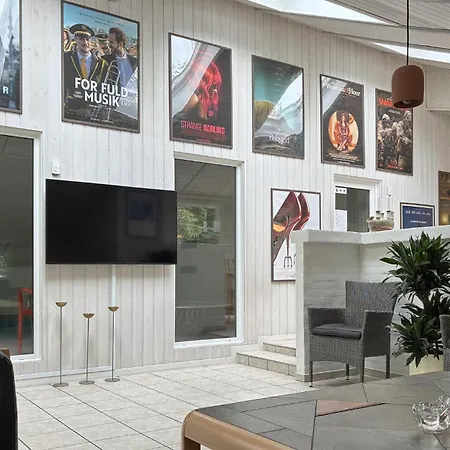 Vakantiehuis Prachtig Huis In Oksbøl Met Sauna *