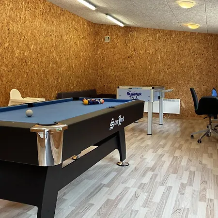 Vakantiehuis Prachtig Huis In Oksbøl Met Sauna